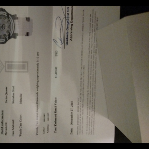 Aqua Swiss made in Switzerland diamond bezel - Picture 3 of 5